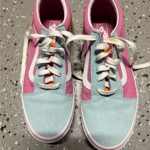 Stylish Pink and Blue Women's Sneakers